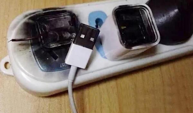 手机充电器不充电时不拔离电源行吗1.jpg